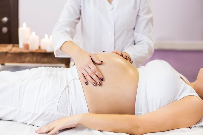 Massage prénatal pour femme enceinte